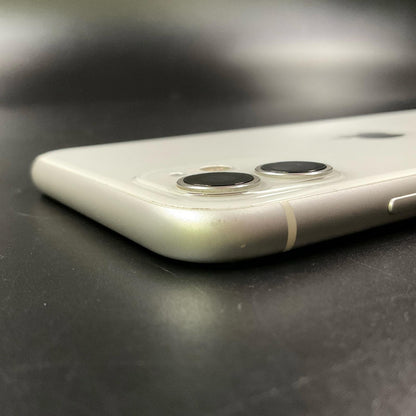 【最速発送】Apple iPhone iPhone 11 64GB ホワイト Softbank 白ロム【難有】 100%