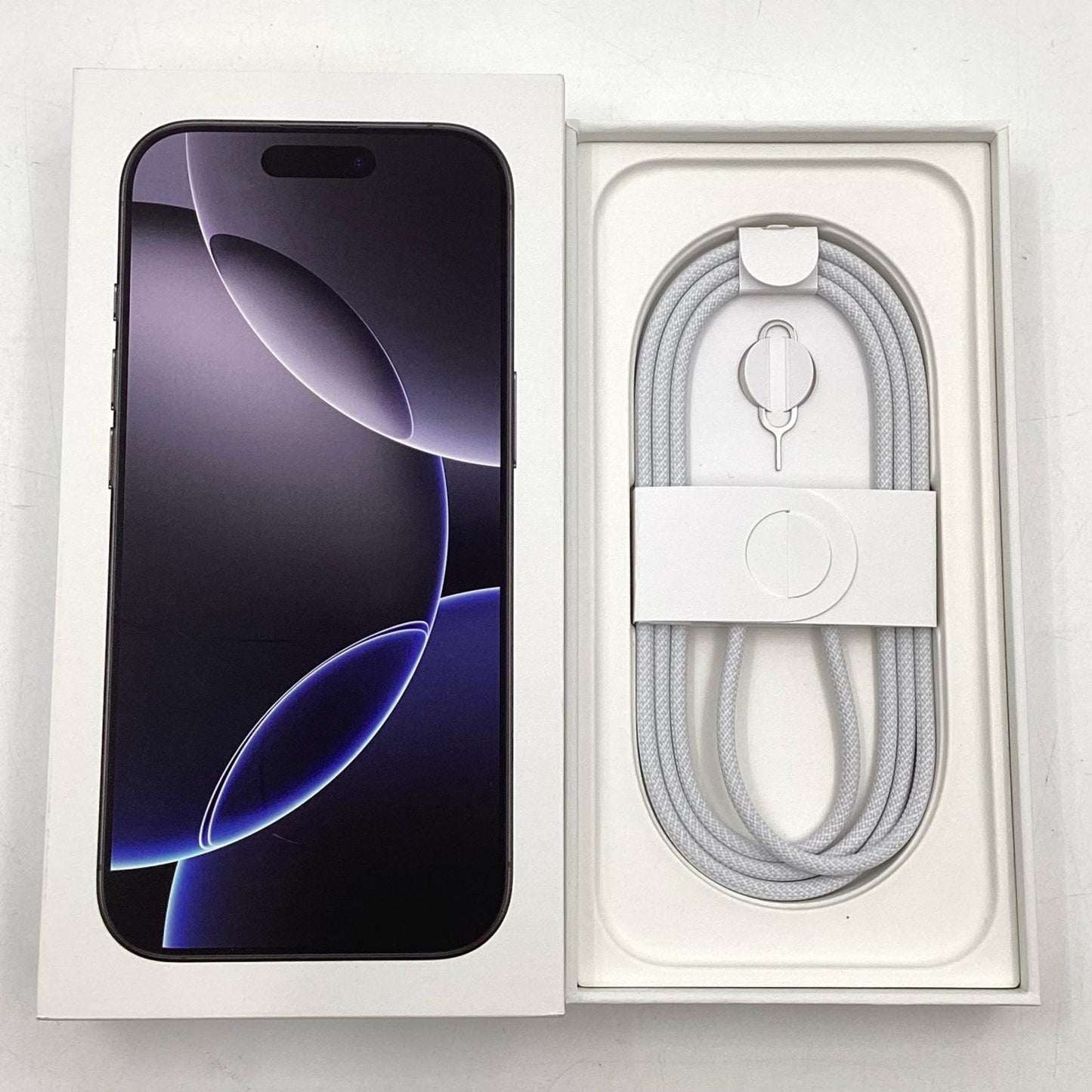 【全額返金保証】【最速発送】Apple iPhone iPhone 16 Pro 256GB ブラックチタニウム SIMフリー 白ロム 動作確認済 98%