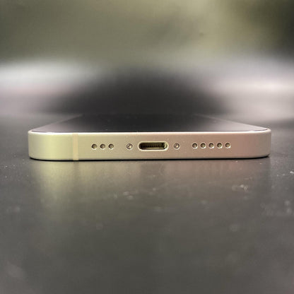 【全額返金保証】【最速発送】Apple iPhone iPhone 13 128GB スターライト docomo SIMフリー 白ロム 美品 動作確認済 87%