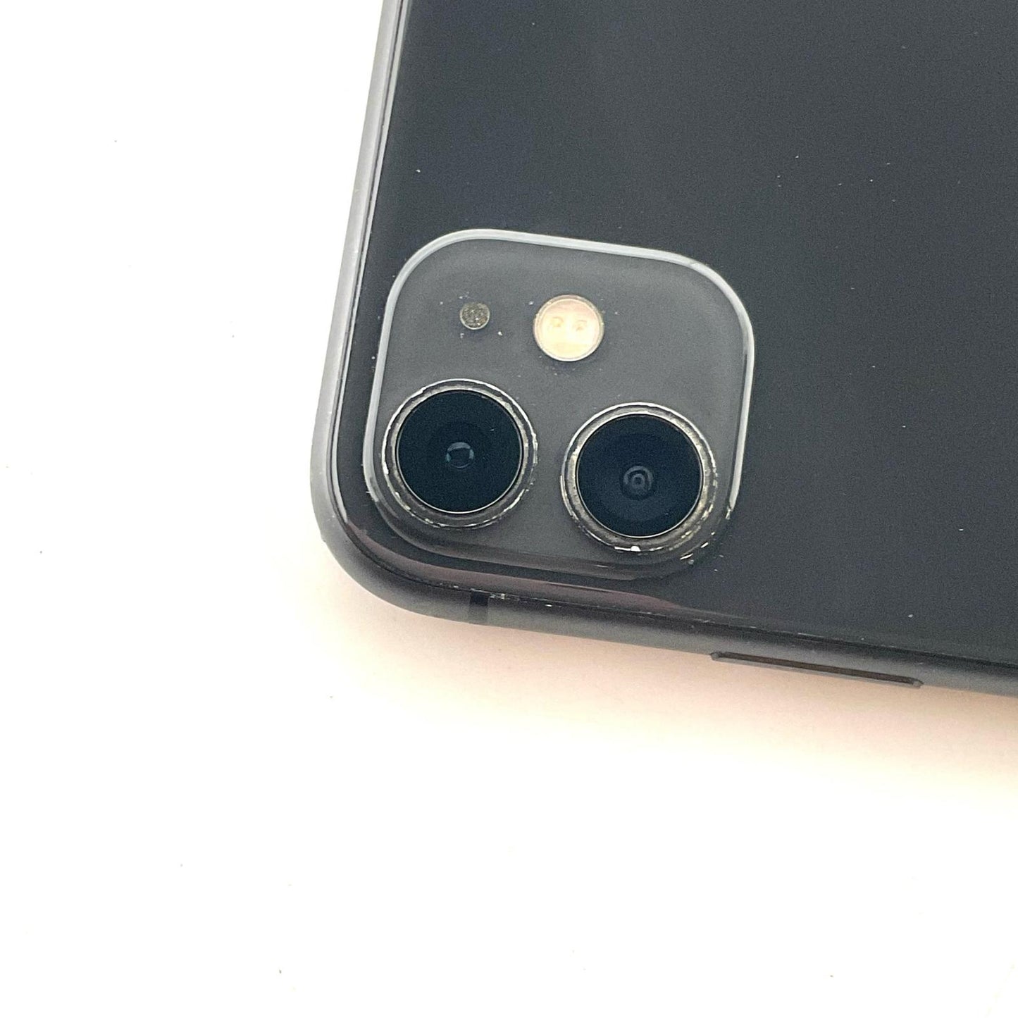 【最速発送】Apple iPhone iPhone 11 64GB ブラック Softbank SIMフリー 白ロム【難有】 71%