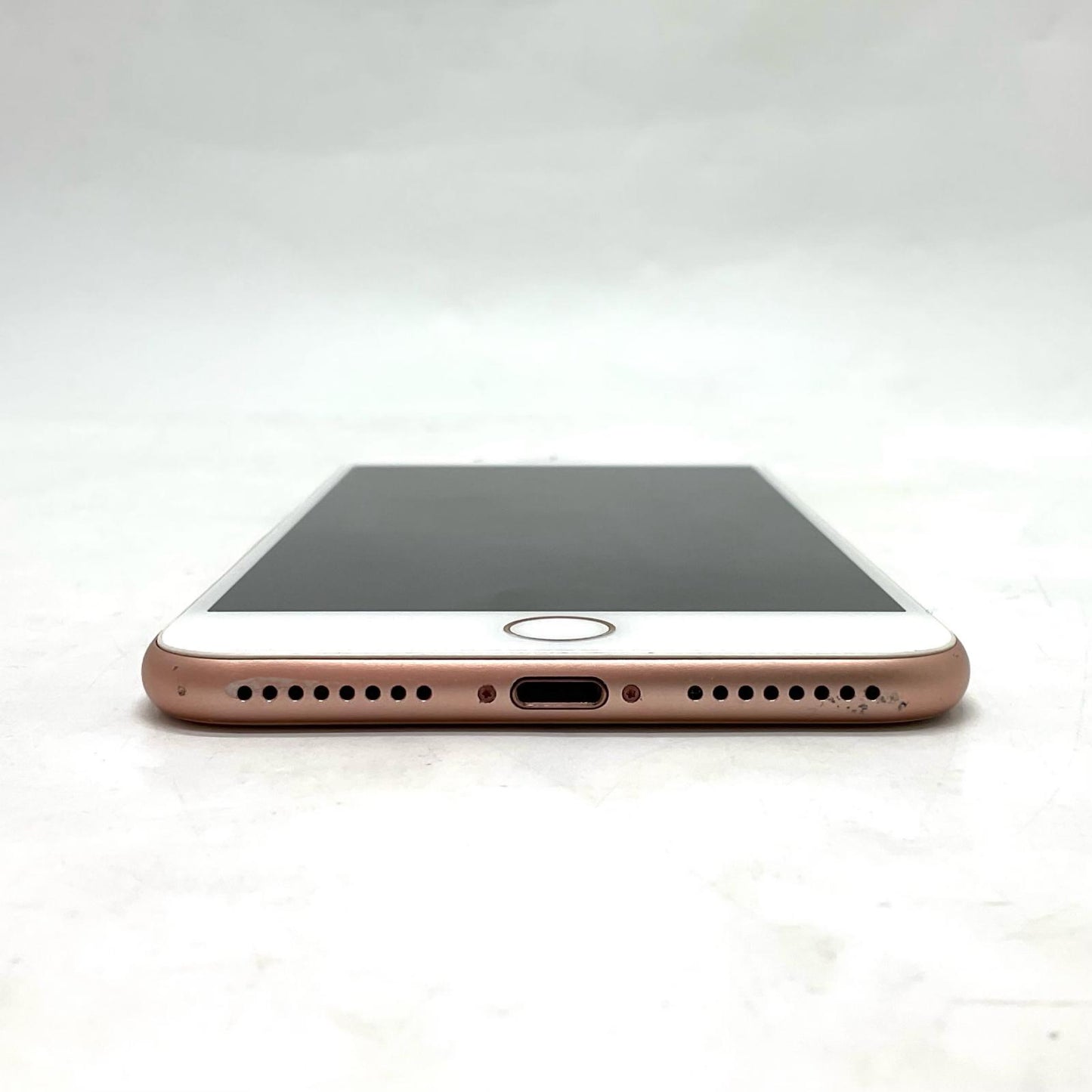 【全額返金保証】【最速発送】Apple iPhone iPhone 8 Plus 64GB ゴールド au 白ロム 美品 動作確認済 81%