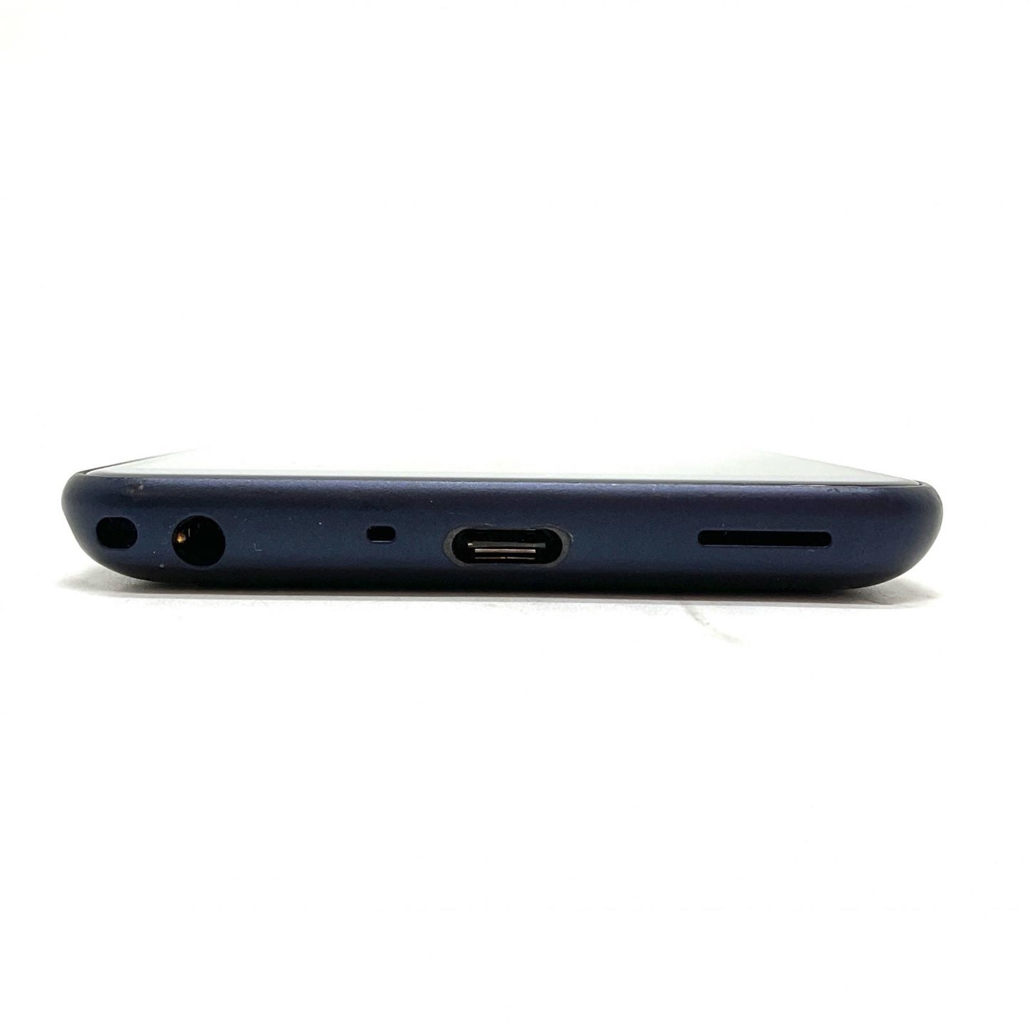 【全額返金保証】【最速発送】富士通 arrows Be4 Plus 64GB ブラック docomo F-41B 白ロム 動作確認済