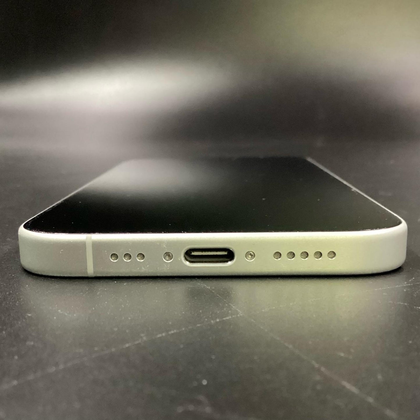 【全額返金保証】【最速発送】Apple iPhone iPhone 16 128GB ホワイト docomo 美品 動作確認済 100%