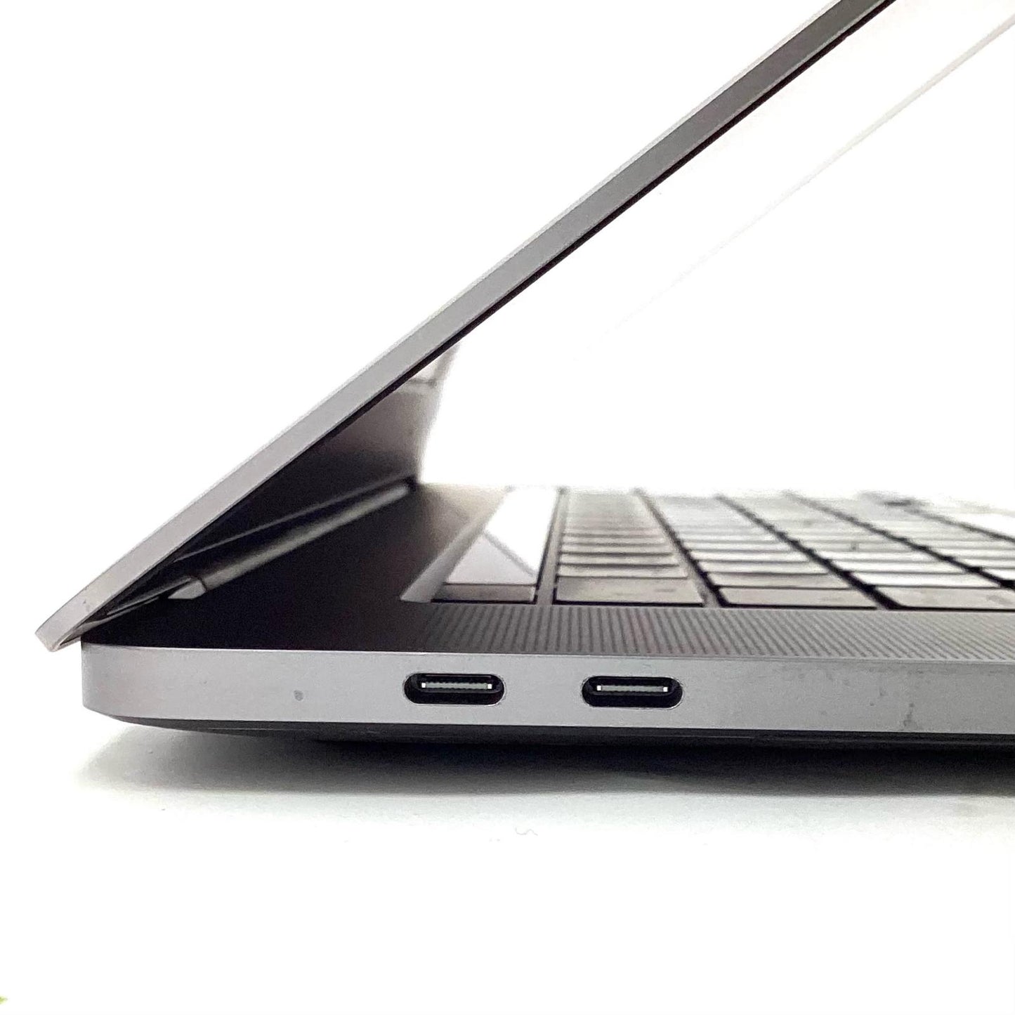 【全額返金保証】【最速発送】Apple MacBook Pro 16インチ 2019 Intel Core i7 2.6GHz 32GB 512GB スペースグレイ 80.4% 動作確認済