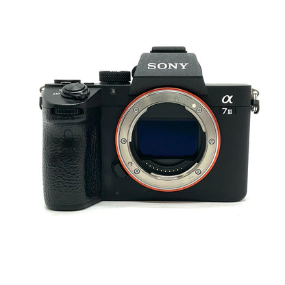 【全額返金保証】【最速発送】Sony デジタル一眼 α7 III ILCE-7M3 ボディ ブラック 動作確認済