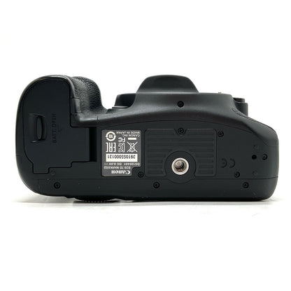 【全額返金保証】【最速発送】Canon デジタル一眼 EOS 7D Mark II ボディ ブラック 動作確認済