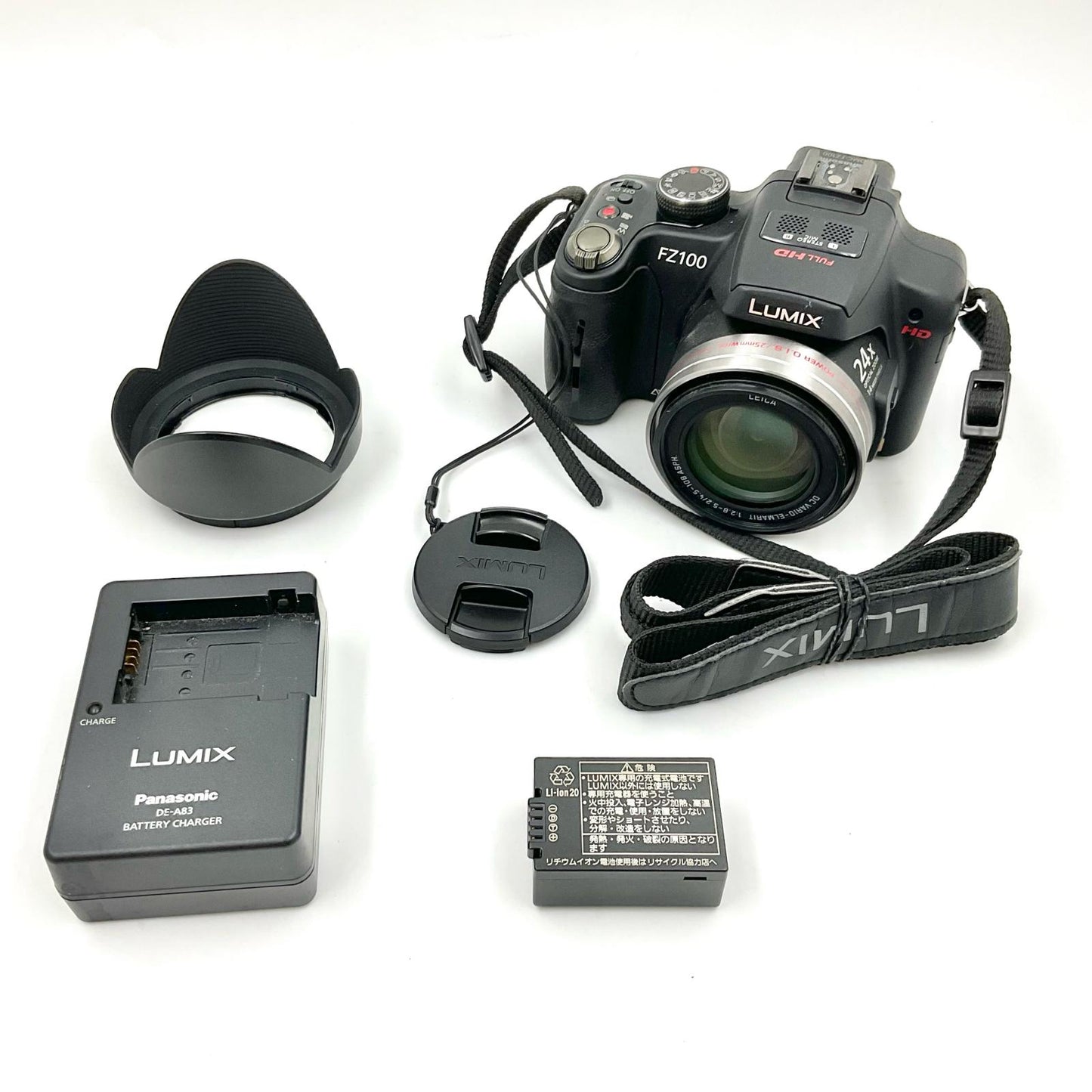 【全額返金保証】【最速発送】Panasonic コンパクトデジタルカメラ LUMIX DMC-FZ100 動作確認済