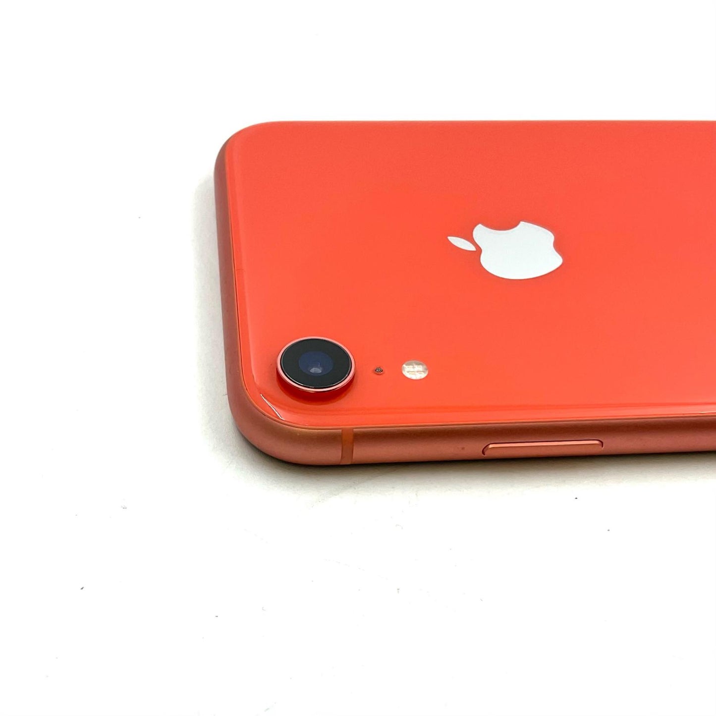 【全額返金保証】【最速発送】Apple iPhone iPhone XR 128GB コーラル docomo SIMフリー 白ロム 美品 動作確認済 94%
