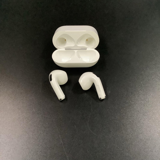 【全額返金保証】【最速発送】Apple AirPods　4 美品 動作確認済