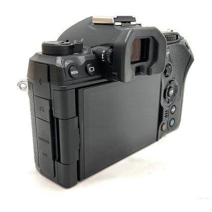 【全額返金保証】【最速発送】OM SYSTEM デジタル一眼 OM SYSTEM OM-1 Mark II ボディ ブラック 美品 動作確認済