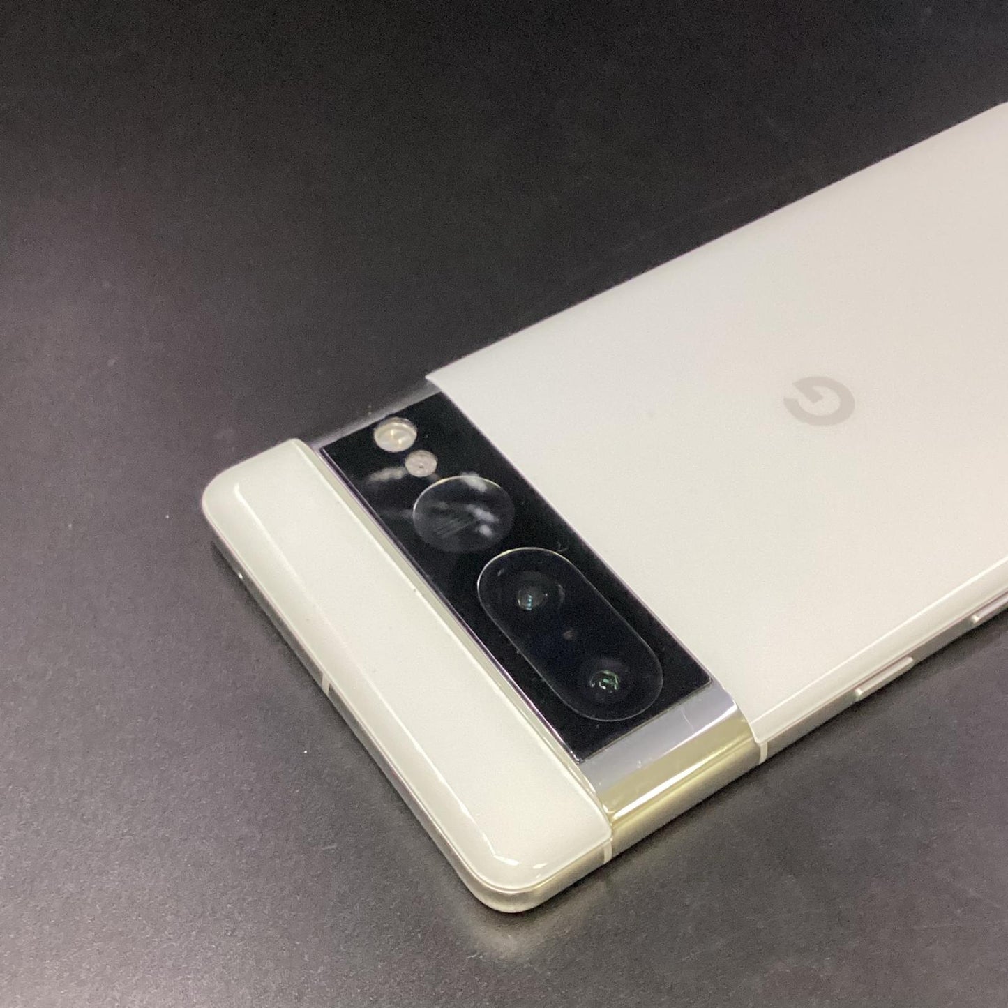 【全額返金保証】【最速発送】Google Pixel 7 Pro 256GB スノー Softbank GFE4J 美品 動作確認済