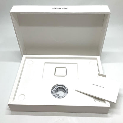 【全額返金保証】【最速発送】Apple MacBook Air 15インチ 2025 Apple M4 16GB SSD 512GB シルバー 100% 超美品 動作確認済