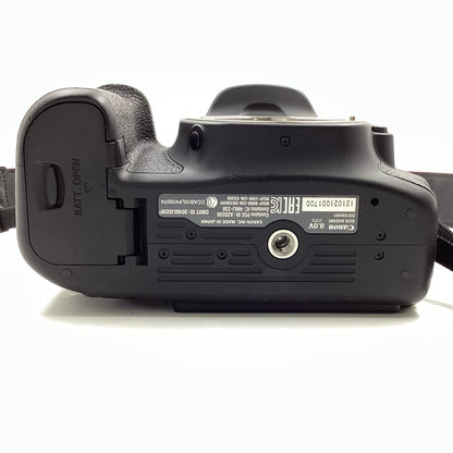 【全額返金保証】【最速発送】Canon デジタル一眼 EOS 80D ボディ ブラック 美品 動作確認済