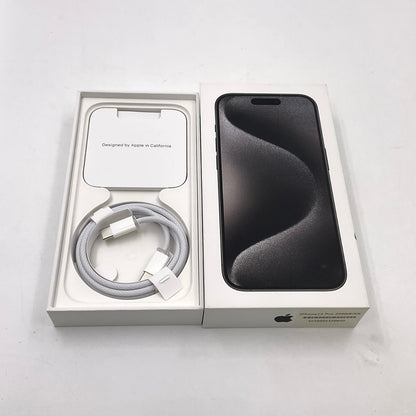 【全額返金保証】【最速発送】Apple iPhone iPhone 15 Pro 256GB ブラックチタニウム docomo 白ロム 美品 動作確認済 87%