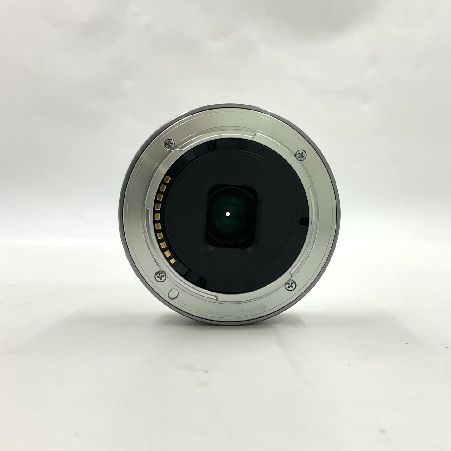 【全額返金保証】【最速発送】Sony SEL16F28 美品 動作確認済