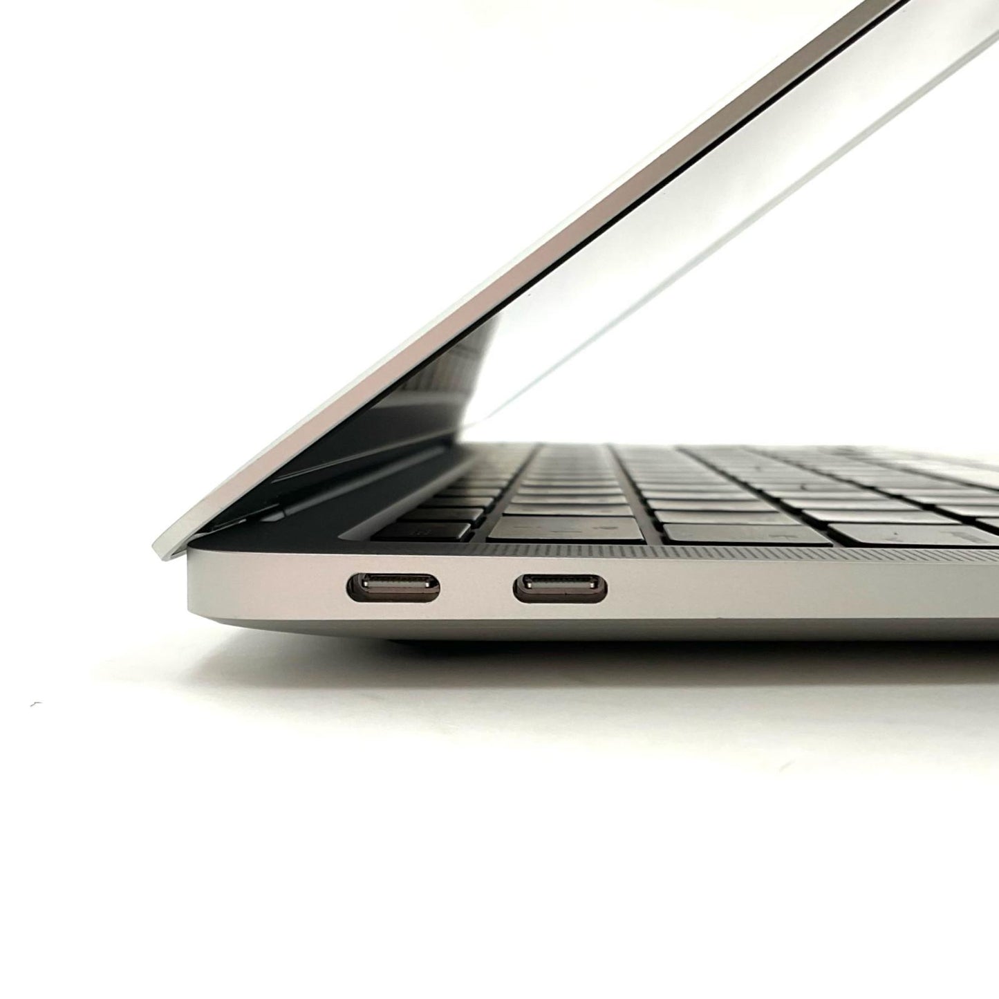 【全額返金保証】【最速発送】Apple MacBook Air 13インチ 2020 Apple M1 8GB 256GB シルバー 98% 美品 動作確認済