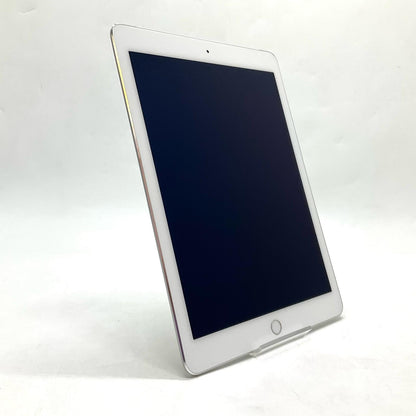 【全額返金保証】【最速発送】Apple iPad Air 9.7インチ 第2世代 16GB シルバー WiFi+Cellular au 白ロム 美品 動作確認済