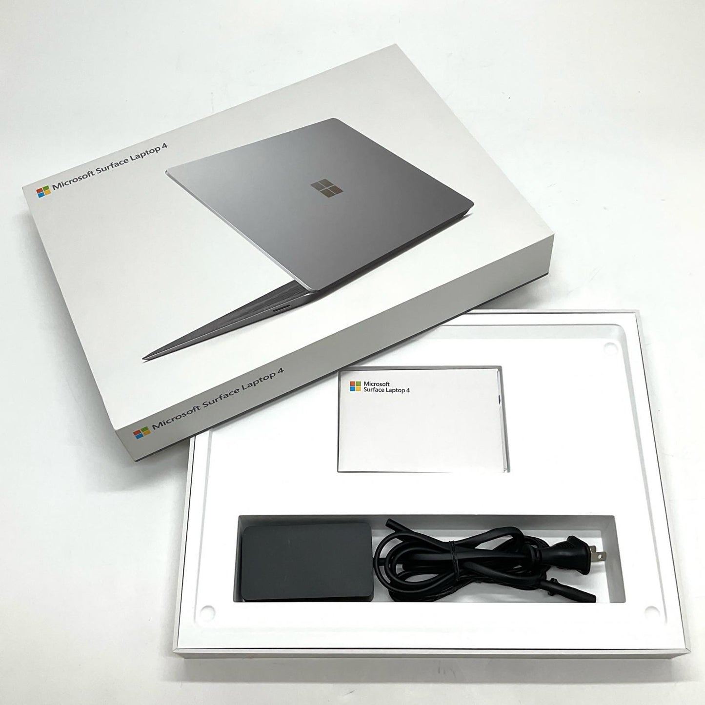 【全額返金保証】【最速発送】Microsoft Surface Laptop 4 5BT-00087 i5-1135G7 8GB M.2 SSD 512GB 90.7% 美品 動作確認済
