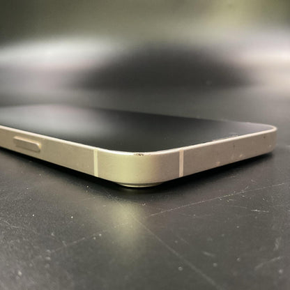 【全額返金保証】【最速発送】Apple iPhone iPhone 13 128GB スターライト docomo 白ロム 動作確認済 75%
