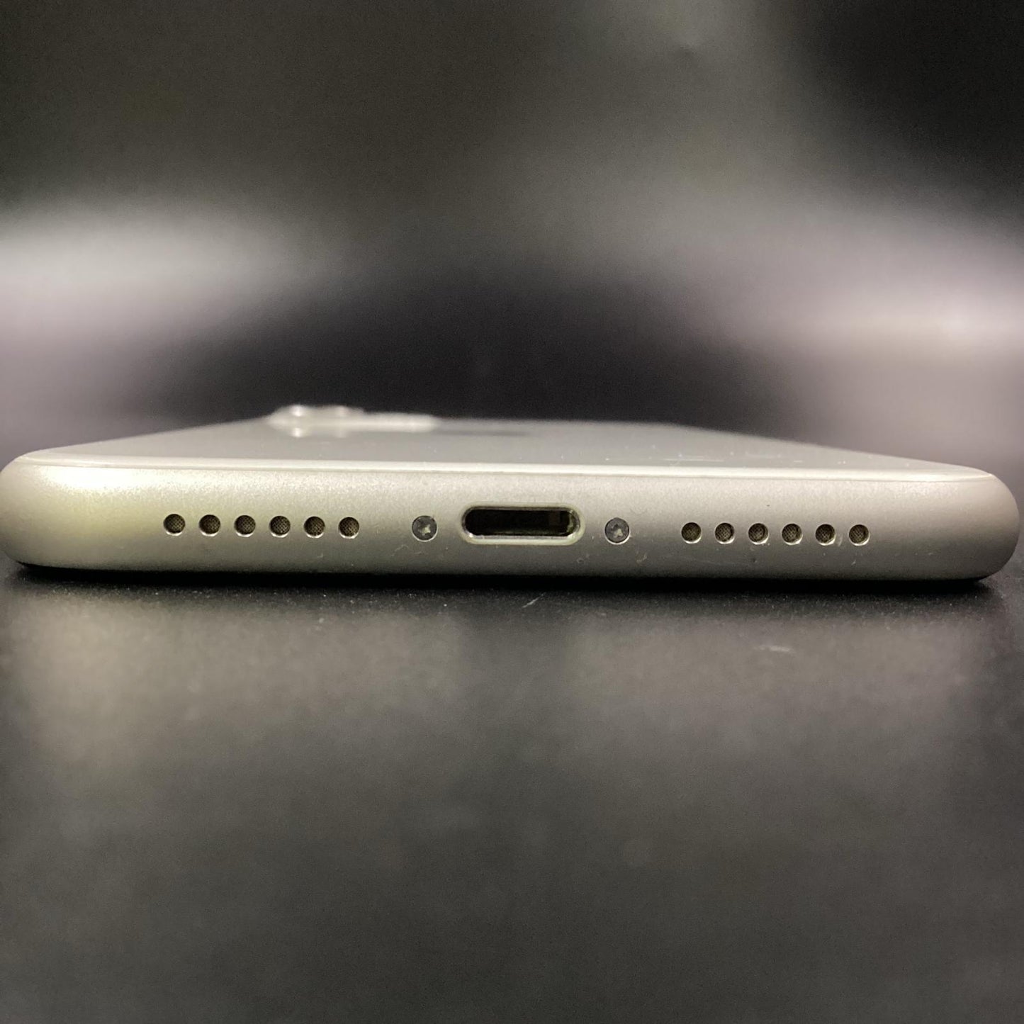 【全額返金保証】【最速発送】Apple iPhone iPhone 11 128GB ホワイト SIMフリー 白ロム 動作確認済 78%