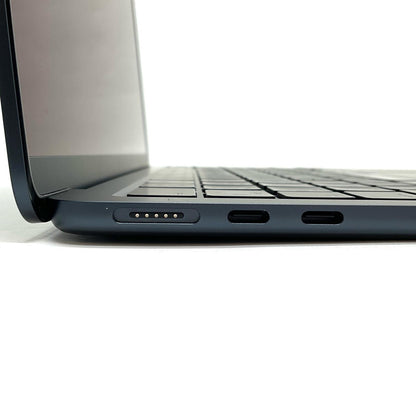 【全額返金保証】【最速発送】Apple MacBook Air 13.6インチ 2024 M3 8コア 16GB SSD 256GB ミッドナイト 100% 美品 動作確認済