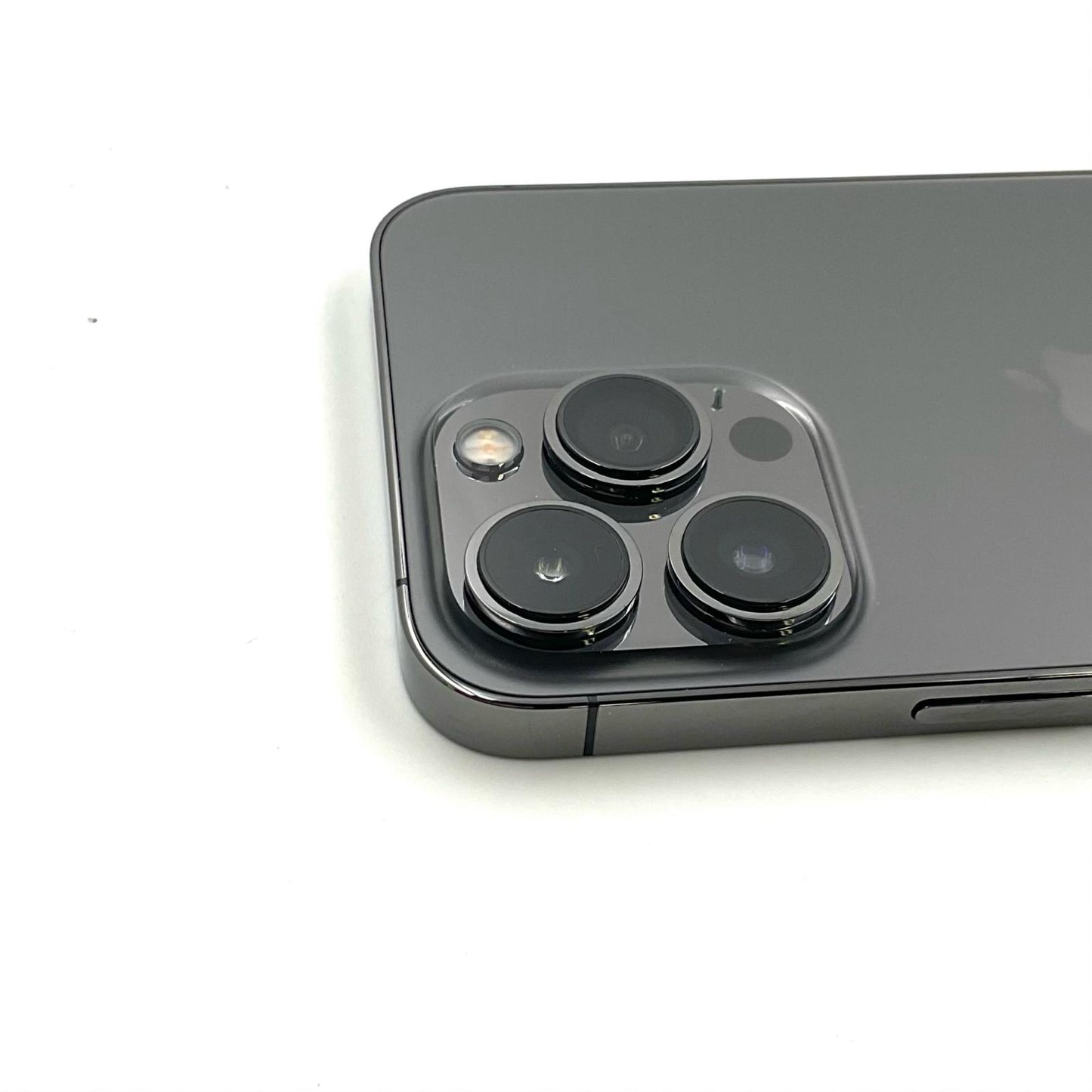 【全額返金保証】【最速発送】Apple iPhone iPhone 13 Pro 128GB グラファイト au SIMフリー 白ロム 動作確認済 77%