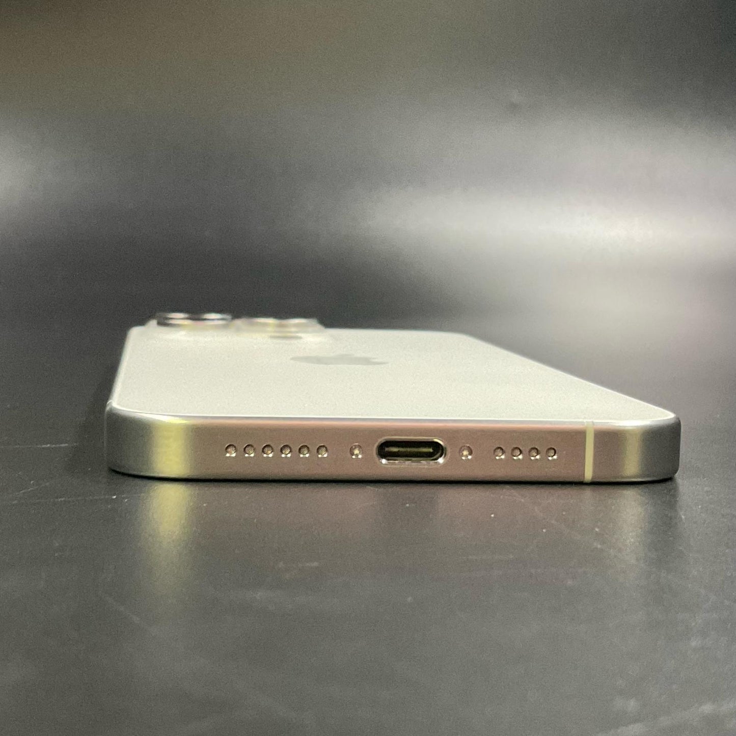 【全額返金保証】【最速発送】Apple iPhone iPhone 15 Pro Max 256GB ホワイトチタニウム SIMフリー 白ロム 美品 動作確認済 87%