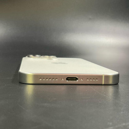 【全額返金保証】【最速発送】Apple iPhone iPhone 15 Pro Max 256GB ホワイトチタニウム SIMフリー 白ロム 美品 動作確認済 87%