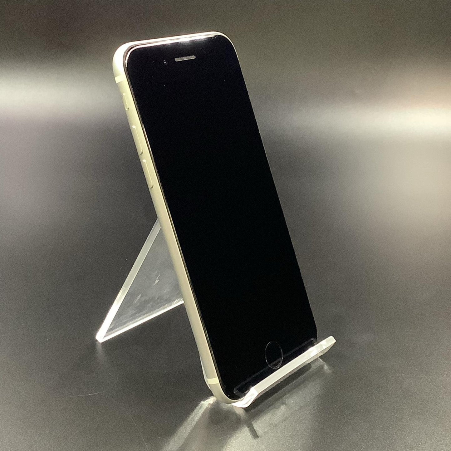 【全額返金保証】【最速発送】Apple iPhone iPhone SE（第2世代） 64GB ホワイト au SIMフリー 白ロム 美品 動作確認済 85%