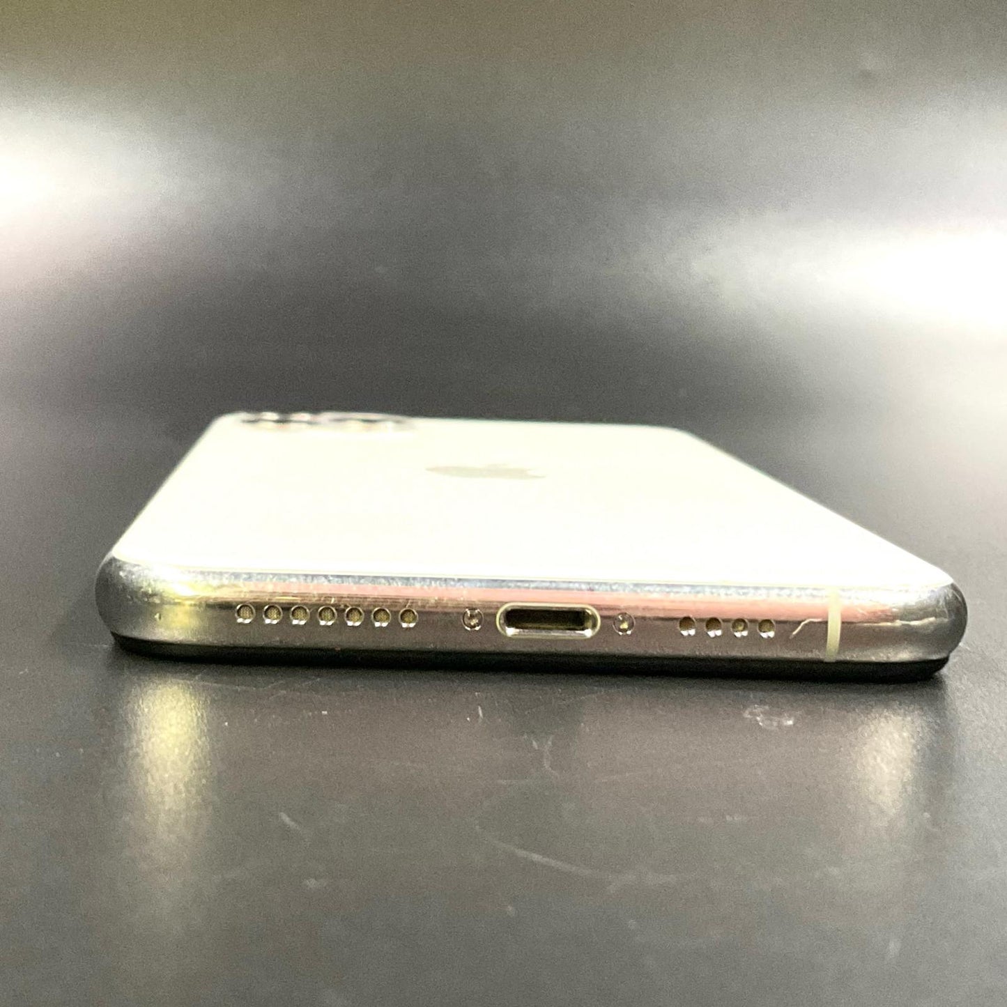 【全額返金保証】【最速発送】Apple iPhone iPhone 11 Pro Max 512GB シルバー SIMフリー 白ロム 動作確認済 78%