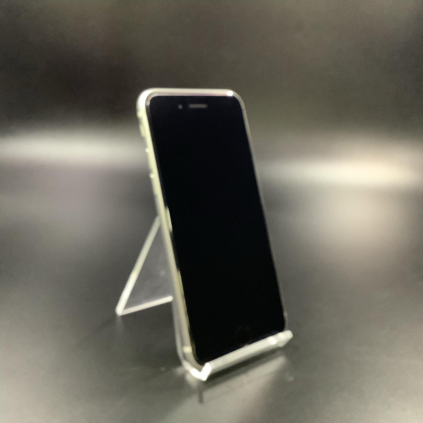 【全額返金保証】【最速発送】Apple iPhone iPhone SE（第2世代） 64GB ホワイト au SIMフリー 白ロム 動作確認済 81%