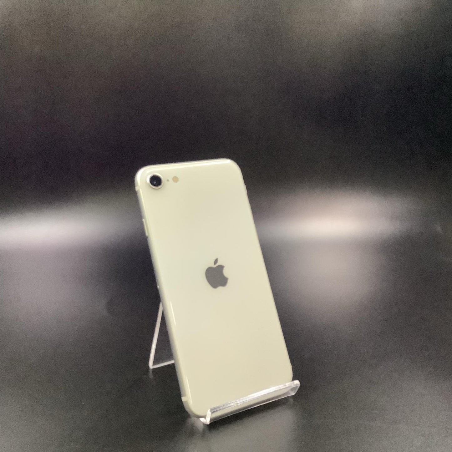 【全額返金保証】【最速発送】Apple iPhone iPhone SE（第2世代） 64GB ホワイト au SIMフリー 白ロム 美品 動作確認済 80%
