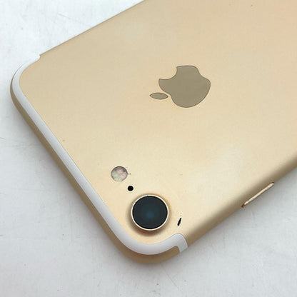 【全額返金保証】【最速発送】Apple iPhone iPhone 7 32GB ゴールド au 白ロム 美品 動作確認済 90%