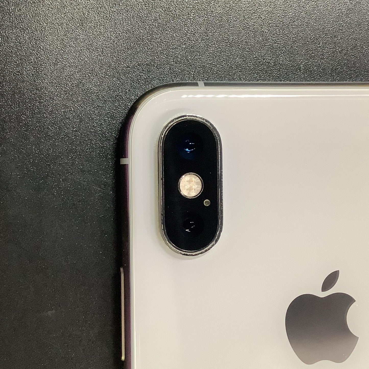 【全額返金保証】【最速発送】Apple iPhone iPhone XS 256GB シルバー Softbank 白ロム 動作確認済 80%