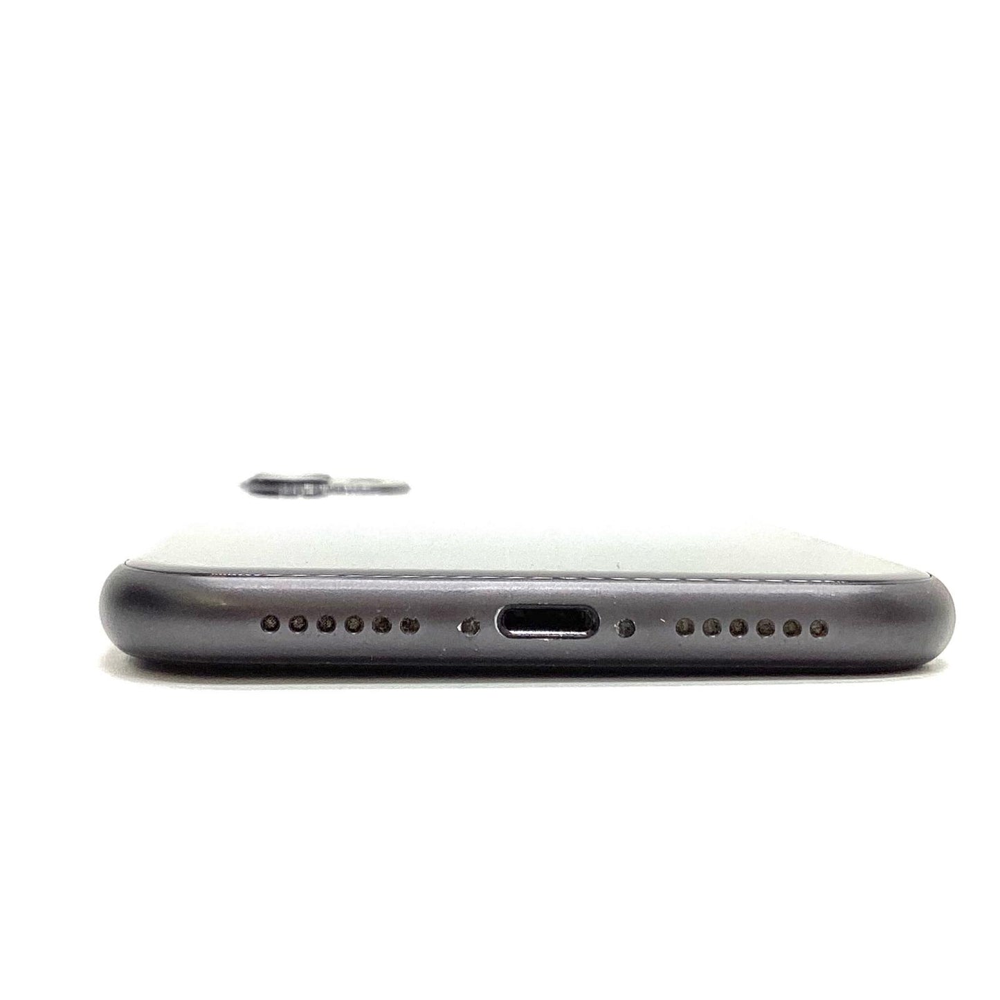 【全額返金保証】【最速発送】Apple iPhone iPhone 11 64GB ブラック docomo SIMフリー 白ロム 動作確認済 73%