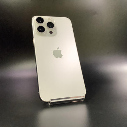 【全額返金保証】【最速発送】Apple iPhone iPhone 15 Pro Max 256GB ホワイトチタニウム SIMフリー 美品 動作確認済 85%