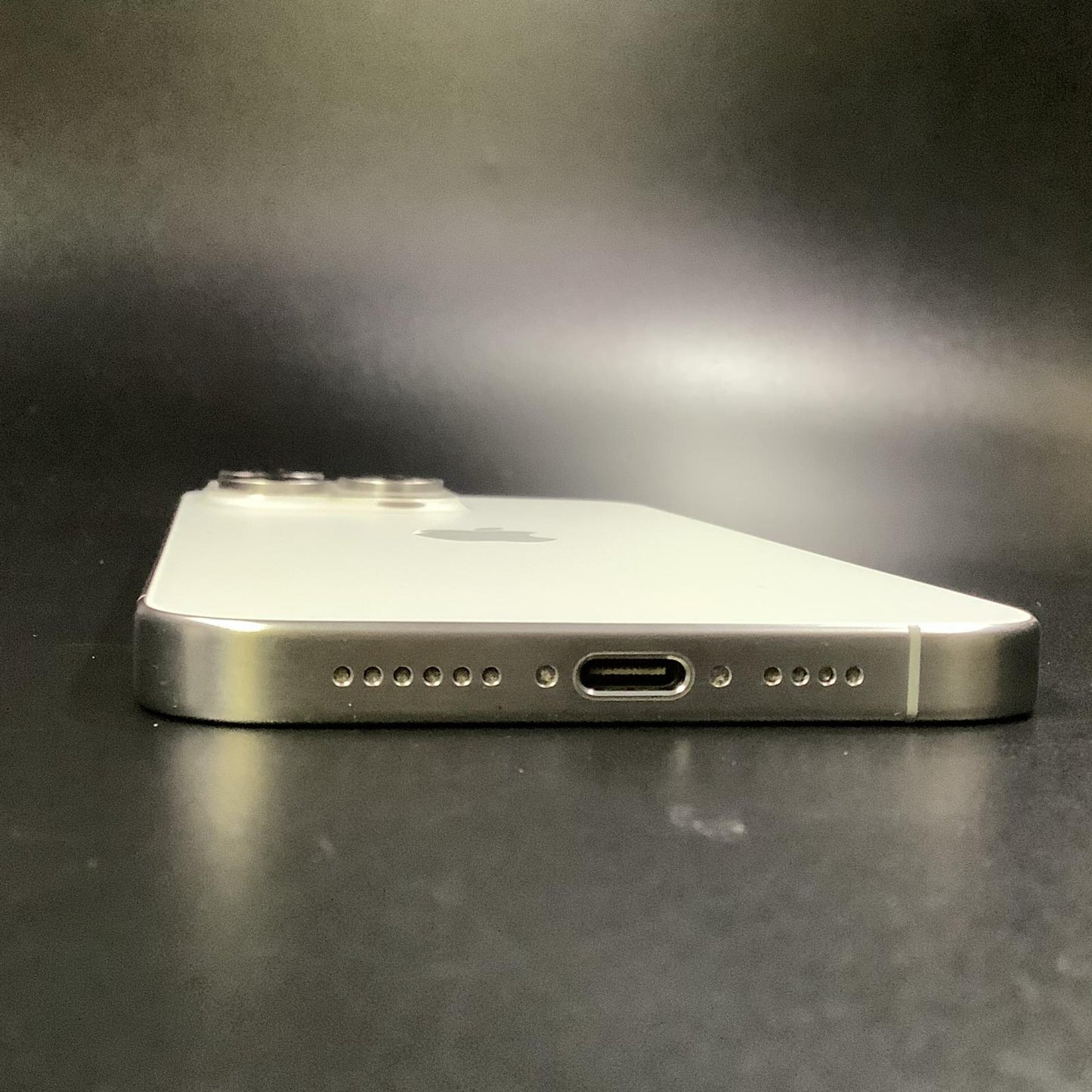 【全額返金保証】【最速発送】Apple iPhone iPhone 15 Pro Max 256GB ホワイトチタニウム SIMフリー 美品 動作確認済 85%