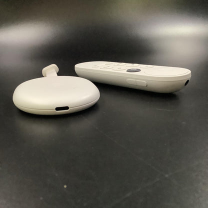 【全額返金保証】【最速発送】Google Chromecast with Google TV G9N9N GA01919-JP 美品 動作確認済