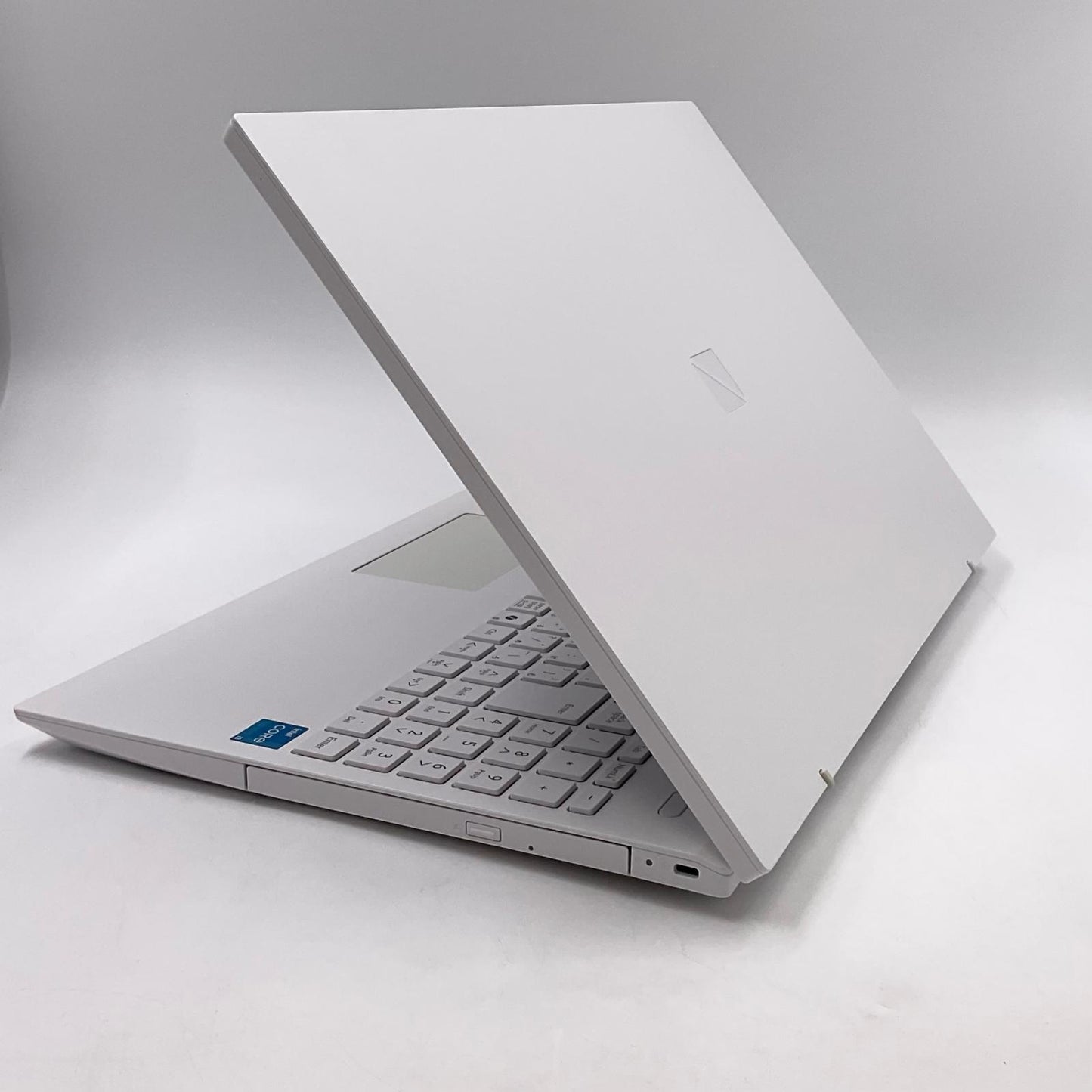 【全額返金保証】【最速発送】NEC LAVIE PC-N1635JAW-E5 12th Gen Intel(R) Core(TM) i3-1215U 16GB M.2 SSD 256GB 100% 美品 動作確認済