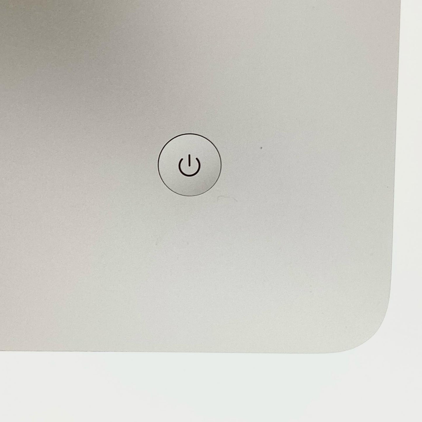 【最速発送】Apple iMac 21.5インチ 3GHz 6コア Intel Core i5 16GB SSD 1TB シルバー【難有】