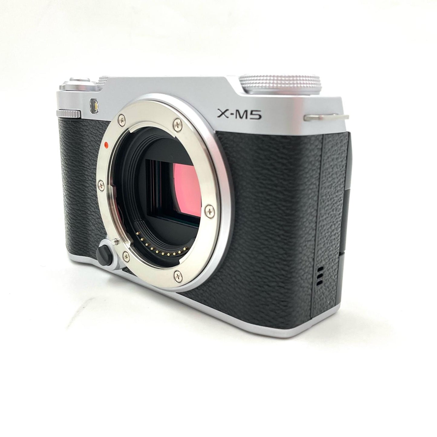 【全額返金保証】【最速発送】FUJIFILM デジタル一眼 X-M5 ボディ シルバー 美品 動作確認済