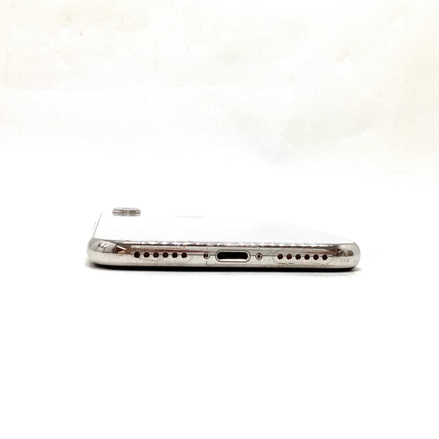 【最速発送】Apple iPhone iPhone X 256GB シルバー au 白ロム【難有】 82%