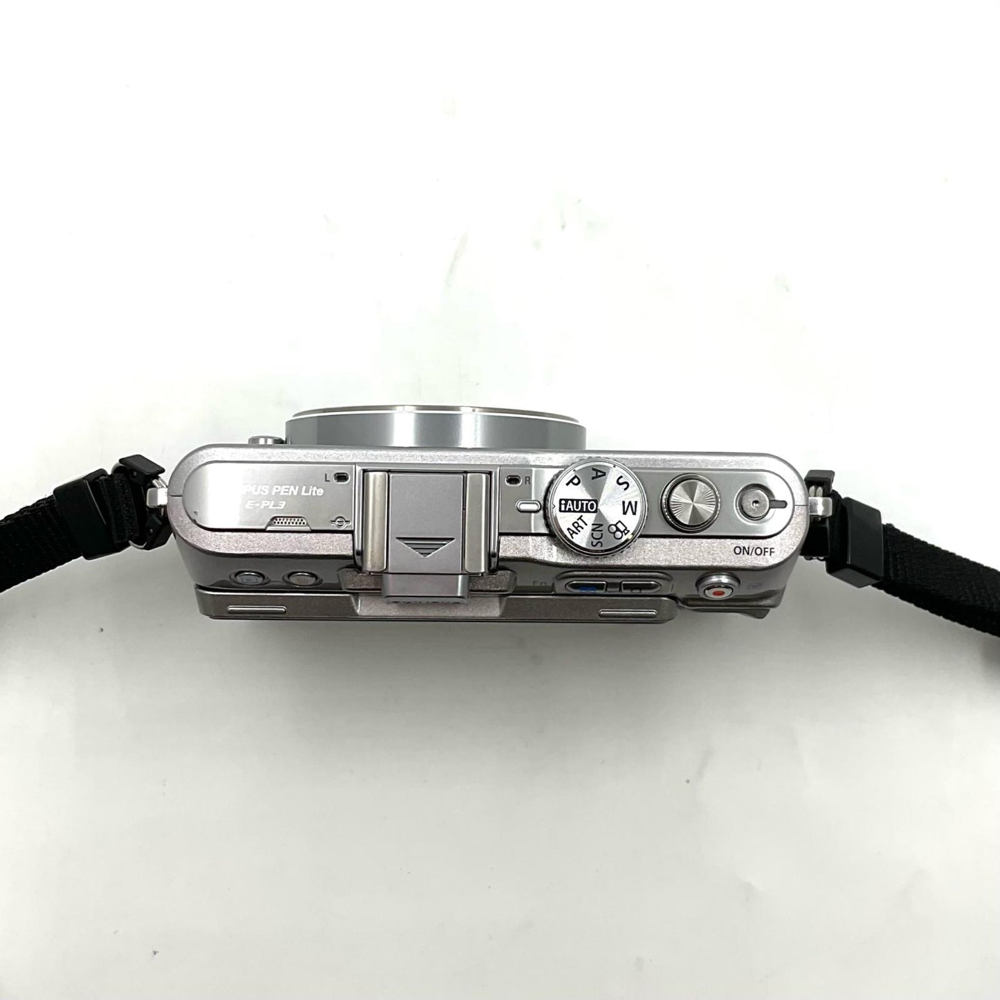 【全額返金保証】【最速発送】OLYMPUS デジタル一眼 OLYMPUS PEN Lite E-PL3 ボディ シルバー 美品 動作確認済