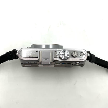 【全額返金保証】【最速発送】OLYMPUS デジタル一眼 OLYMPUS PEN Lite E-PL3 ボディ シルバー 美品 動作確認済