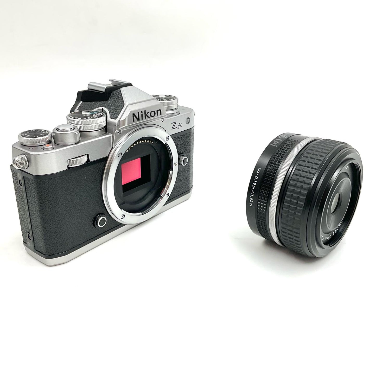【全額返金保証】【最速発送】Nikon デジタル一眼 Z fc 28mm f/2.8 Special Edition キット シルバー 美品 動作確認済