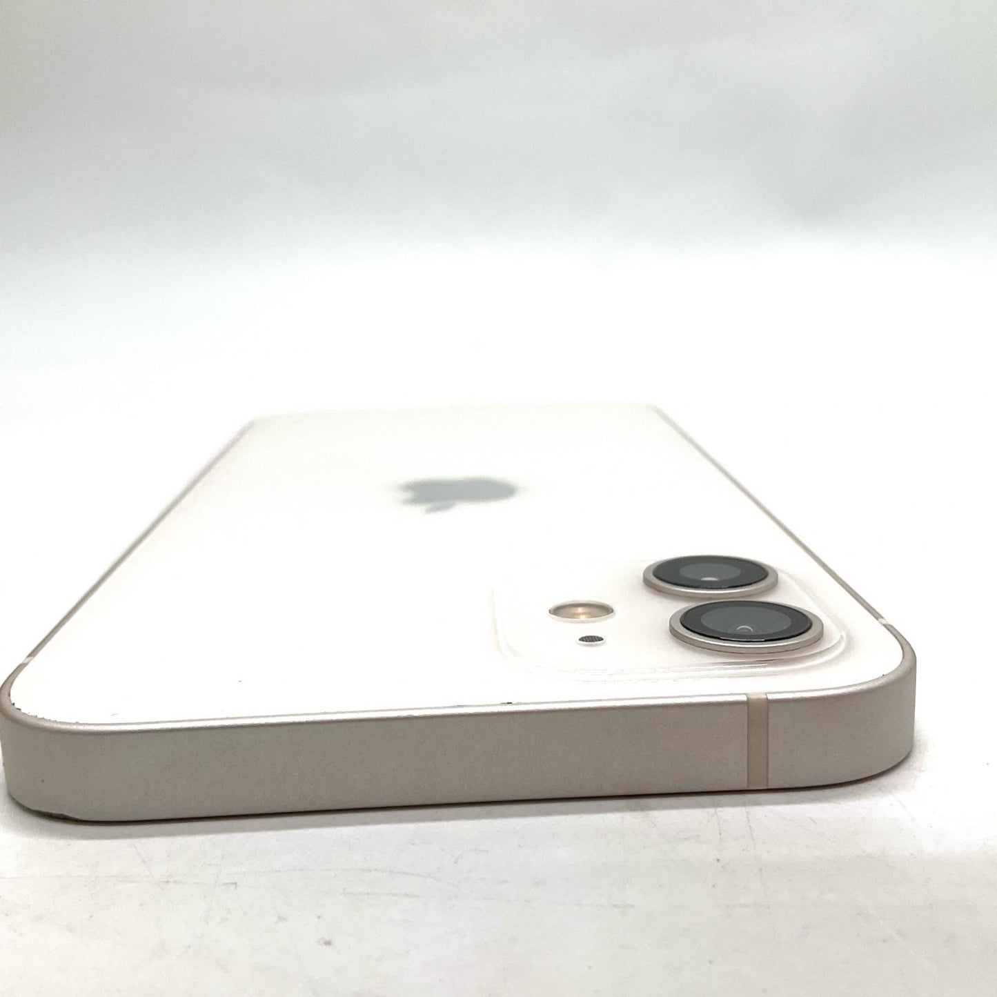 【最速発送】Apple iPhone iPhone 12 128GB ホワイト docomo SIMフリー 白ロム【難有】 80%