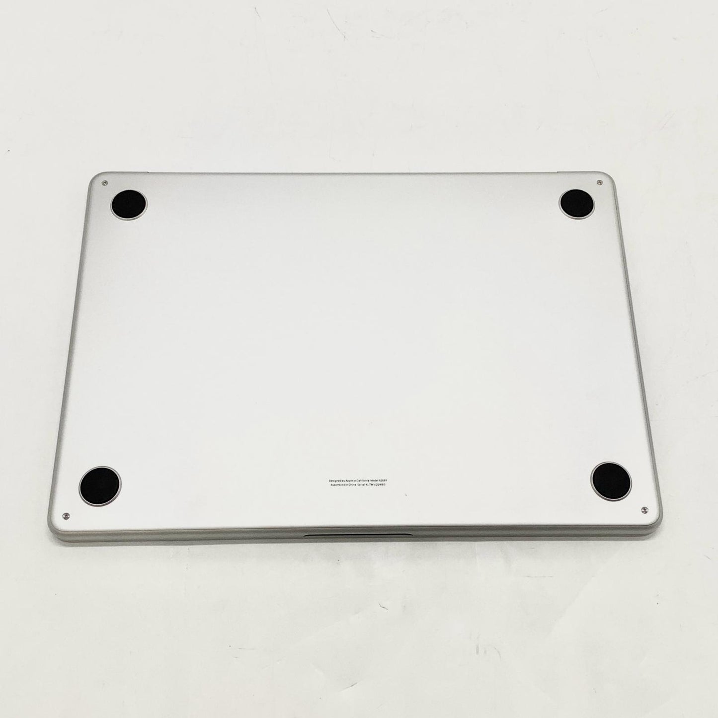 【全額返金保証】【最速発送】Apple MacBook Air 13.6インチ 2022 Apple M2 8GB 256GB シルバー 94.7% 美品 動作確認済