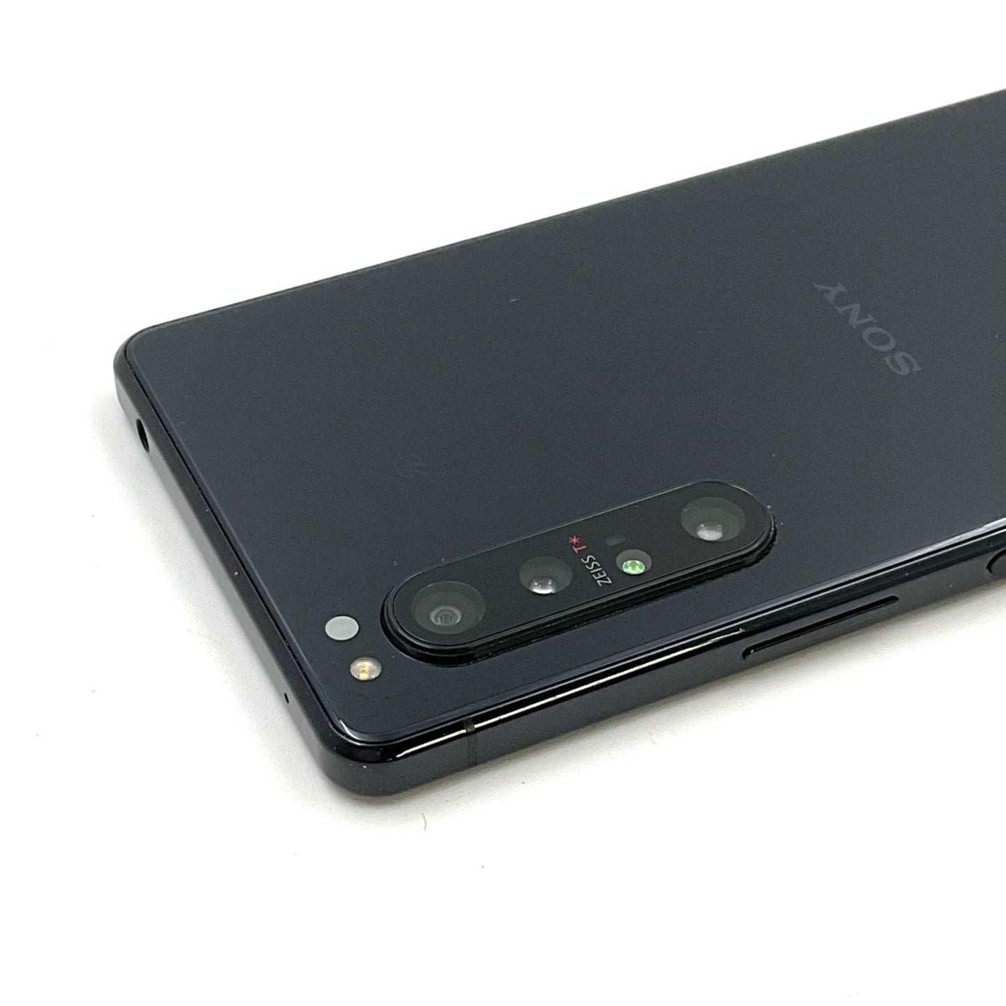 【最速発送】Sony Xperia 1 II 128GB ブラック docomo SO-51A 白ロム【難有】