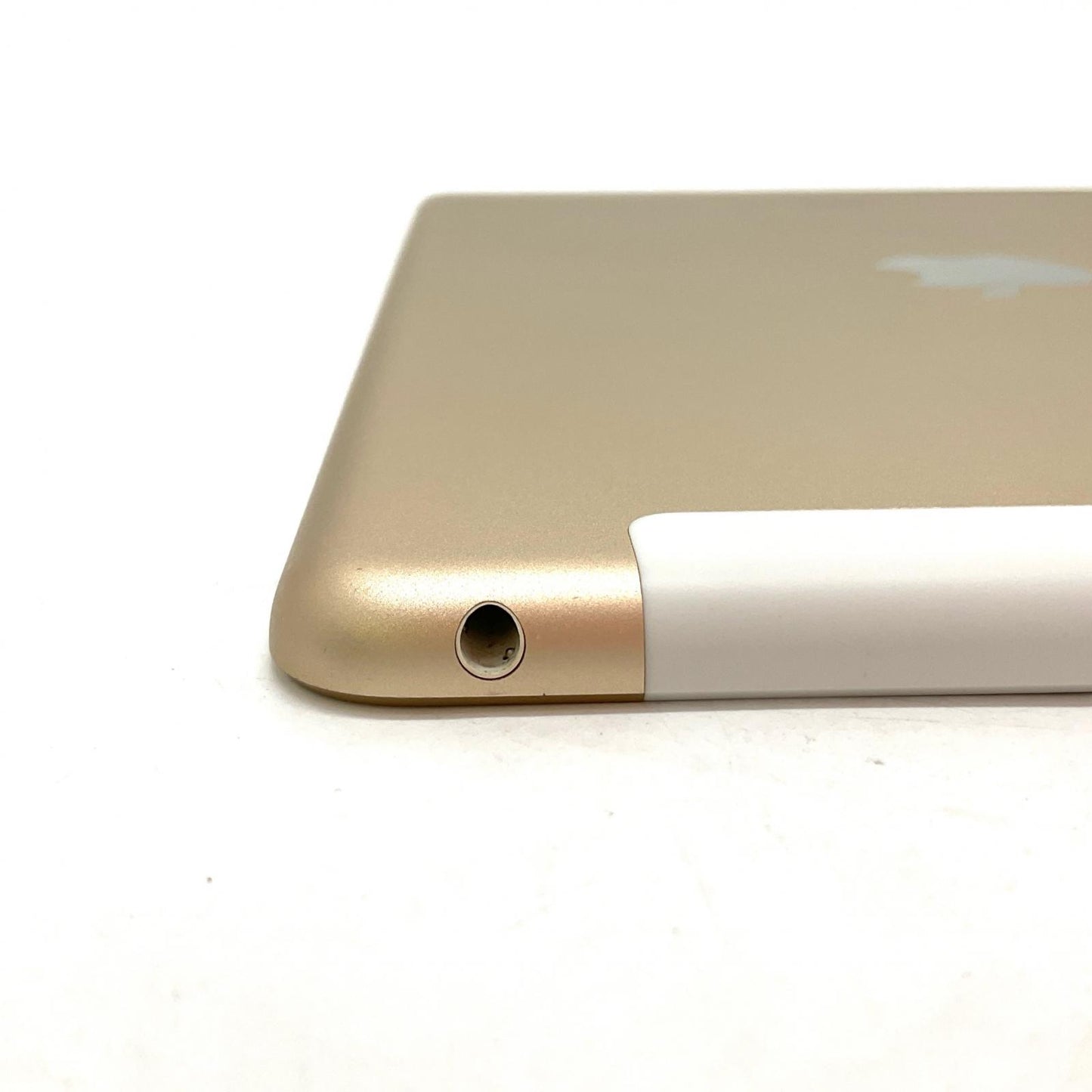 【全額返金保証】【最速発送】Apple iPad iPad 9.7インチ 第5世代 32GB ゴールド WiFi+Cellular Softbank 白ロム 美品 動作確認済