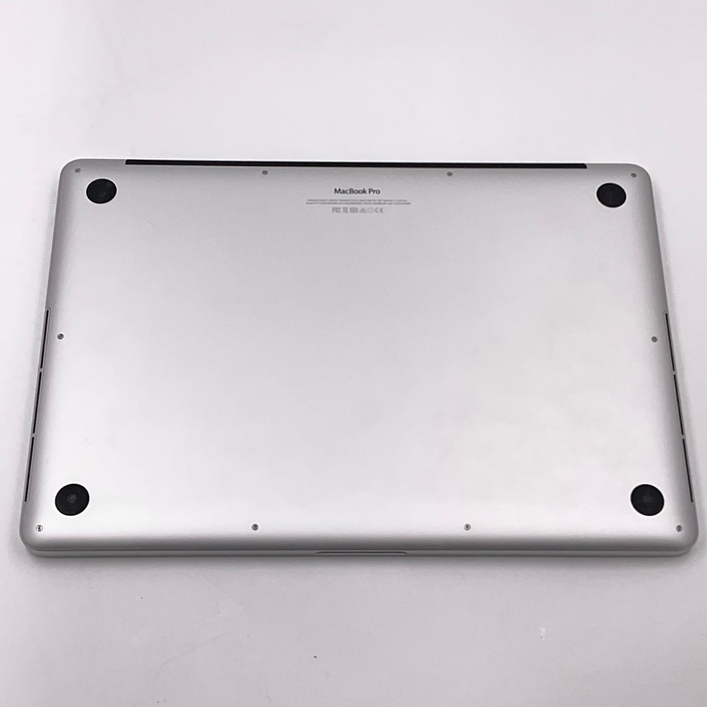 【全額返金保証】【最速発送】Apple MacBook Pro 15.4インチ 2015 2.2GHz Intel Core i7 16GB 256GB シルバー 美品 動作確認済